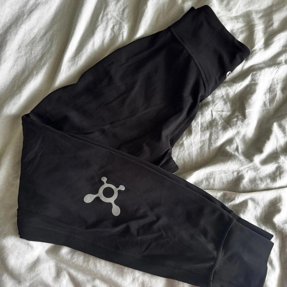 1 🖤 Lululemon Orangetheory OTF Align Joggers